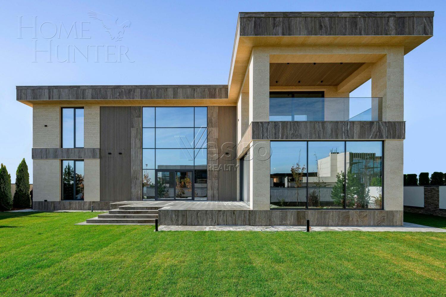 2-этажный коттедж 940 м² без отделки