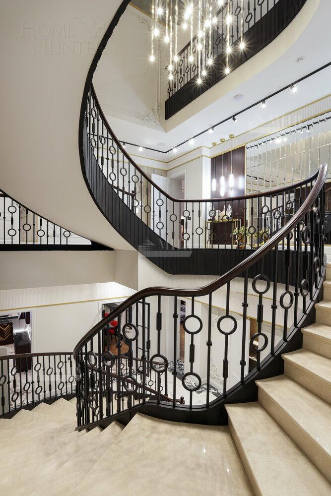 2-этажный коттедж 702 м² с отделкой