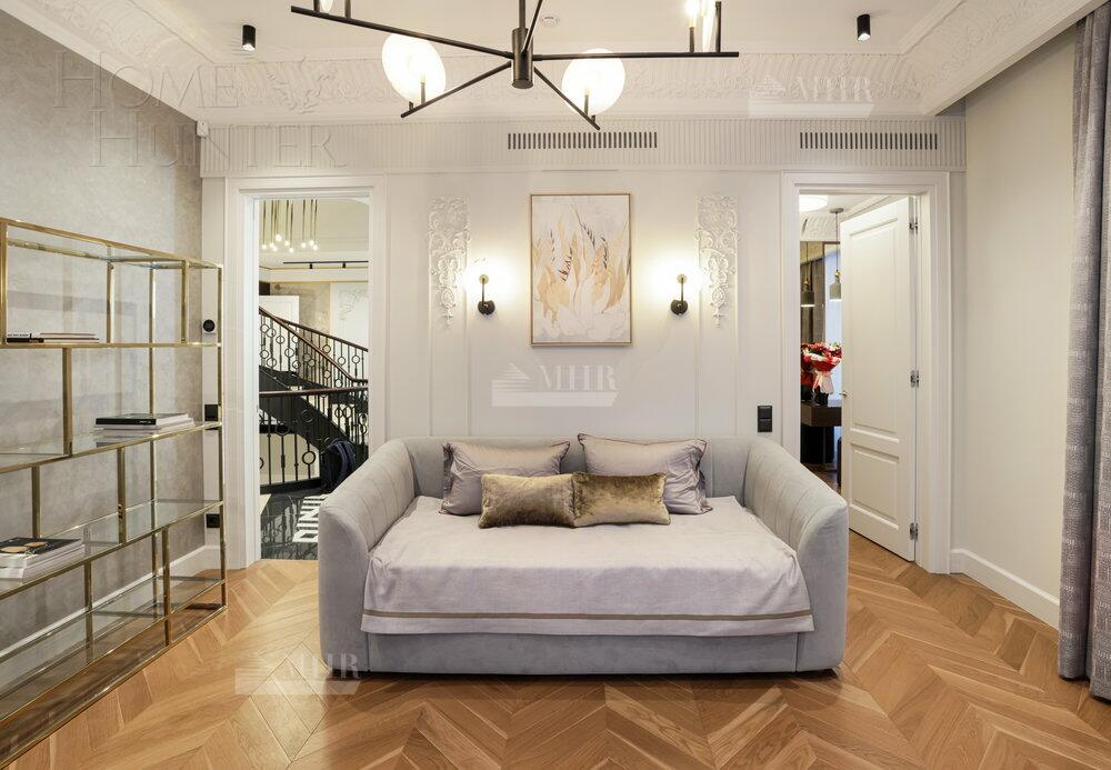 2-этажный коттедж 702 м² с отделкой