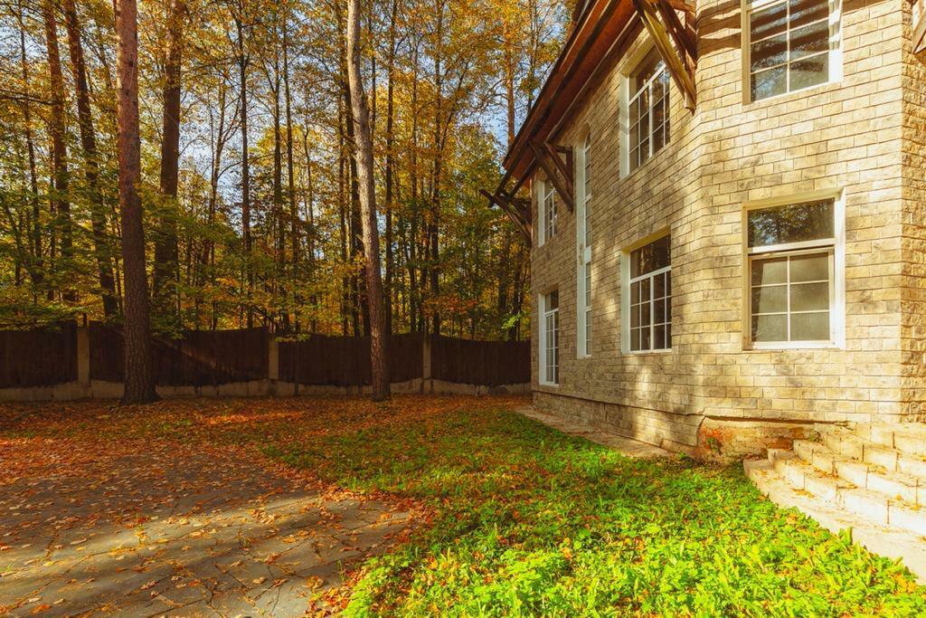 2-этажный коттедж 720 м² без отделки