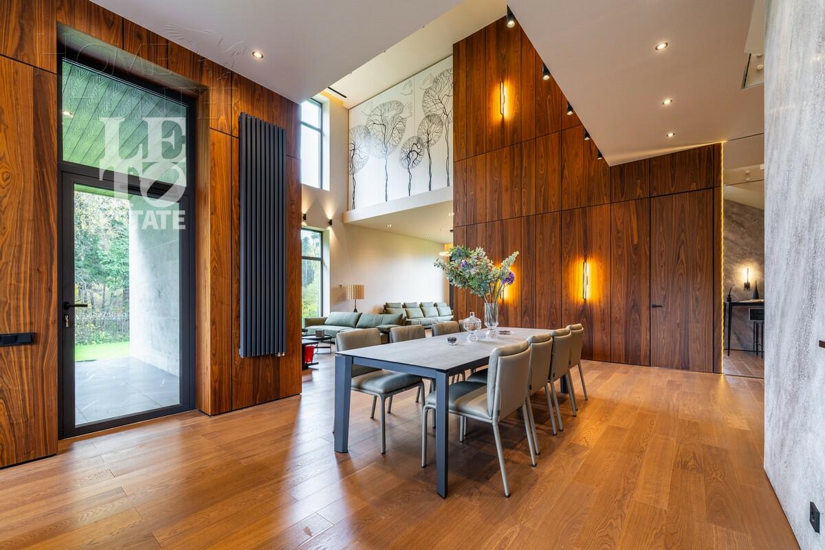 2-этажный коттедж 622 м² с отделкой