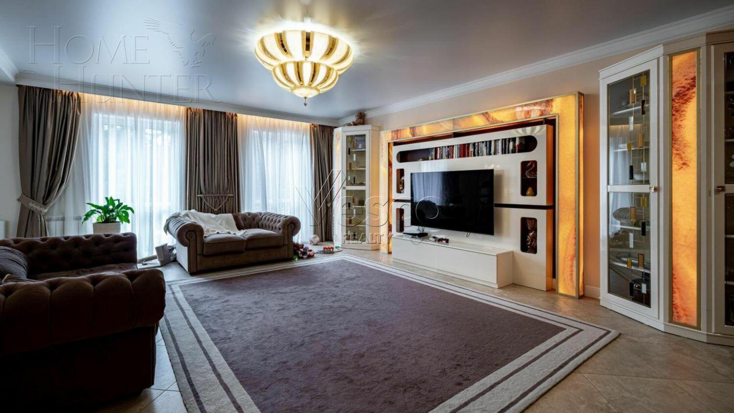 2-этажный коттедж 550 м² с отделкой