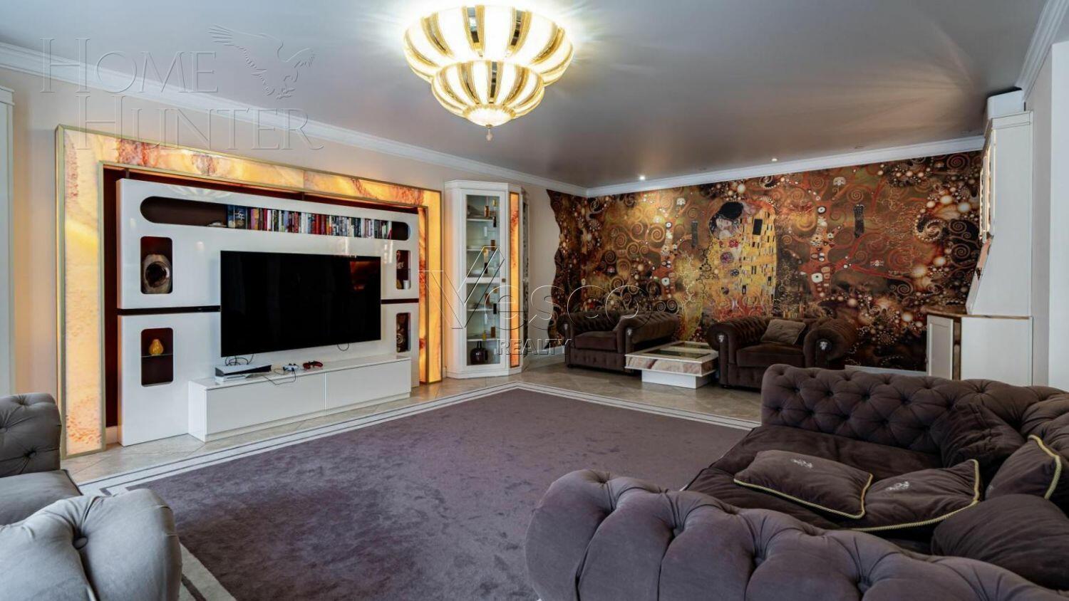 2-этажный коттедж 550 м² с отделкой