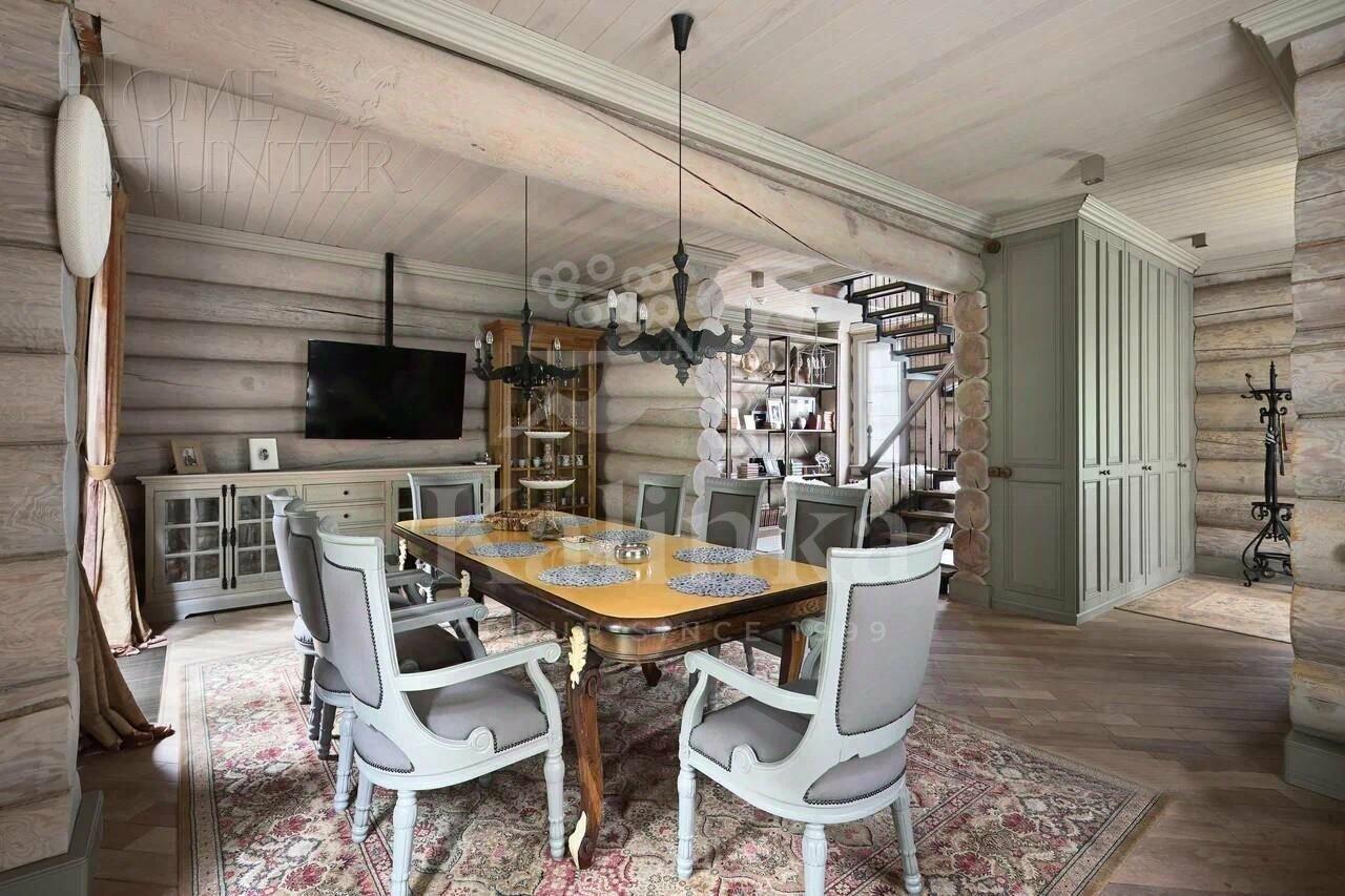 3-этажный коттедж 450 м² с отделкой