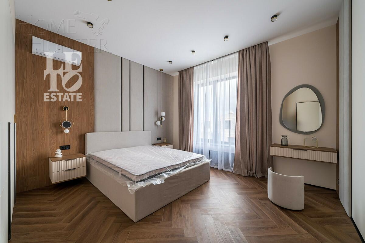 2-этажный коттедж 300 м² с отделкой