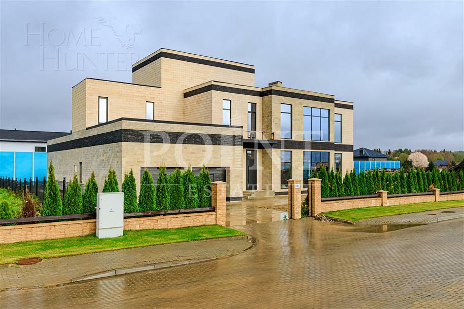 2-этажный коттедж 600 м² без отделки