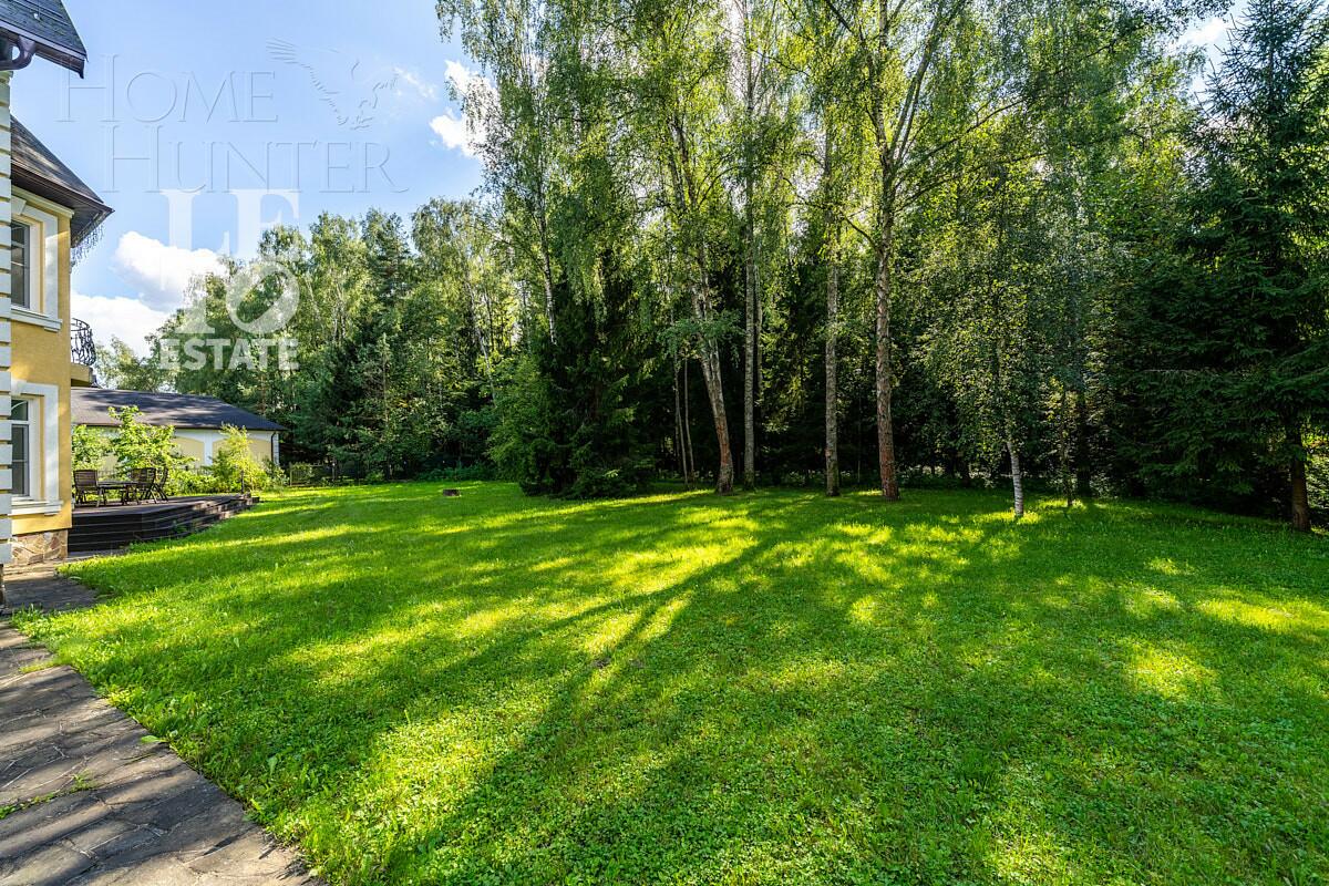 2-этажный коттедж 700 м² с отделкой