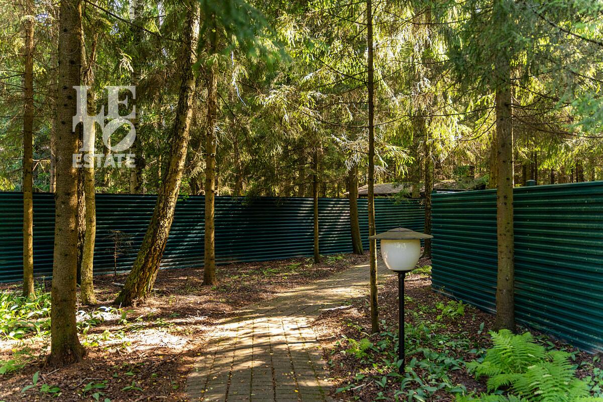 2-этажный коттедж 700 м² с отделкой