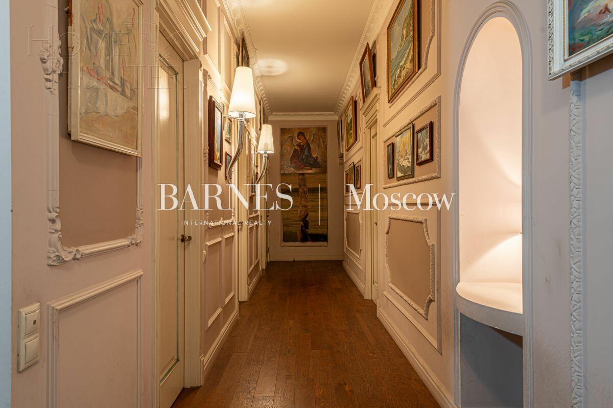 5-КОМН. КВАРТИРА С ОТДЕЛКОЙ 190 М² НА 3 ЭТАЖЕ