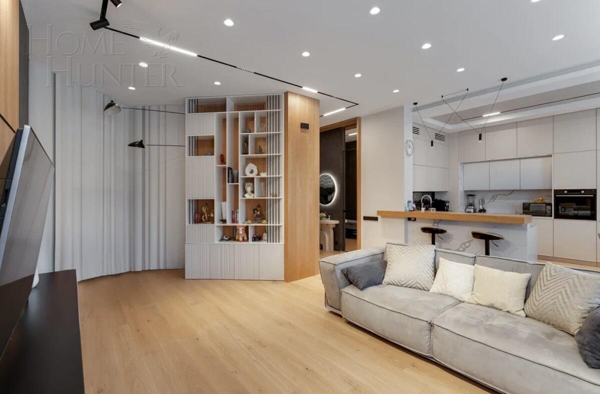 4-КОМН. КВАРТИРА С ОТДЕЛКОЙ 135 М² НА 3 ЭТАЖЕ