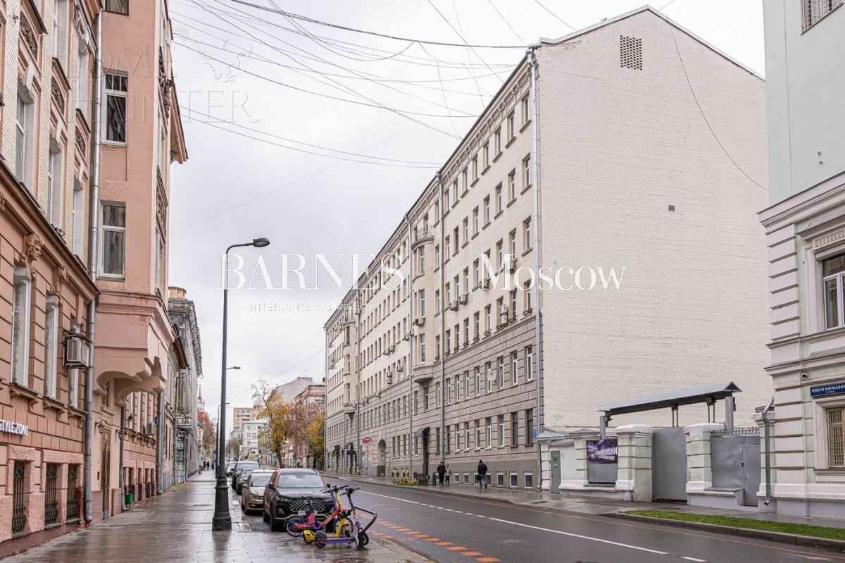 5-КОМН. КВАРТИРА С ОТДЕЛКОЙ 190 М² НА 3 ЭТАЖЕ