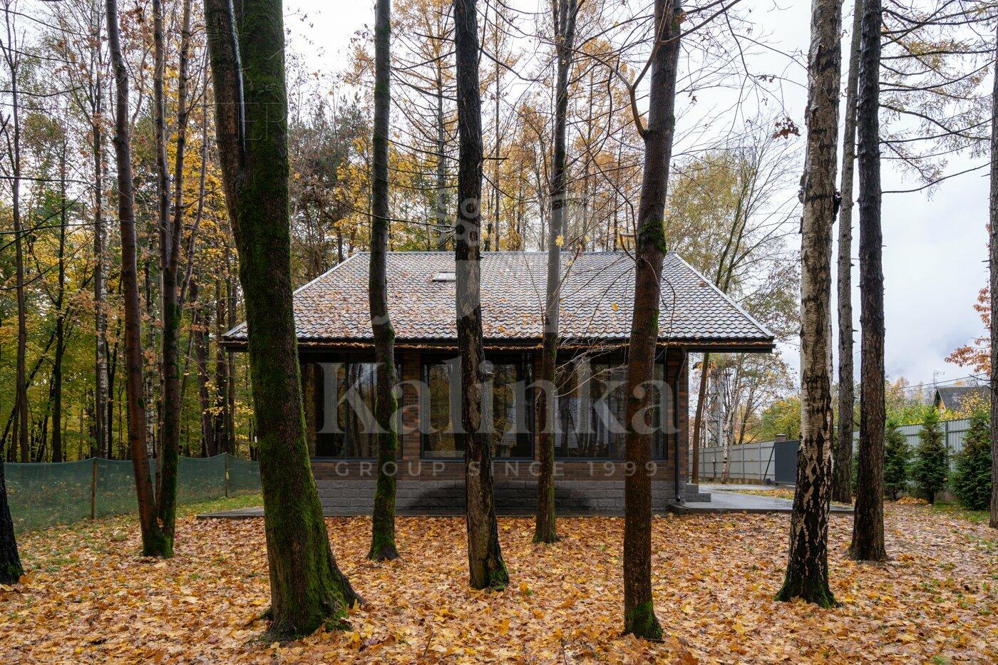 2-этажный коттедж 300 м² без отделки