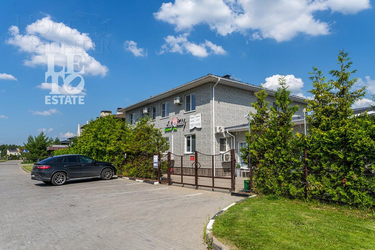 2-этажный коттедж 300 м² с отделкой