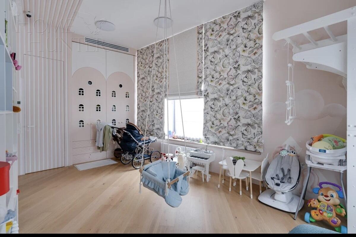 4-КОМН. КВАРТИРА С ОТДЕЛКОЙ 135 М² НА 3 ЭТАЖЕ