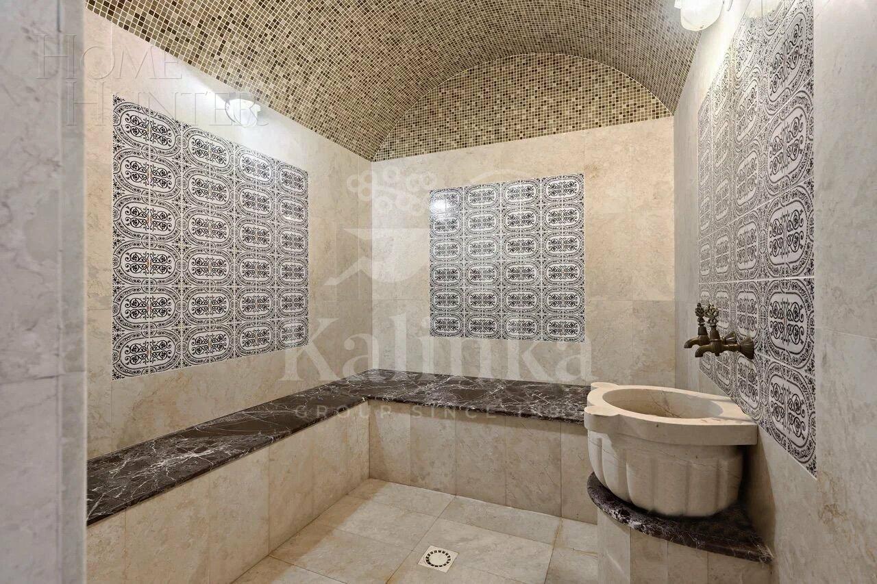 3-этажный коттедж 450 м² с отделкой