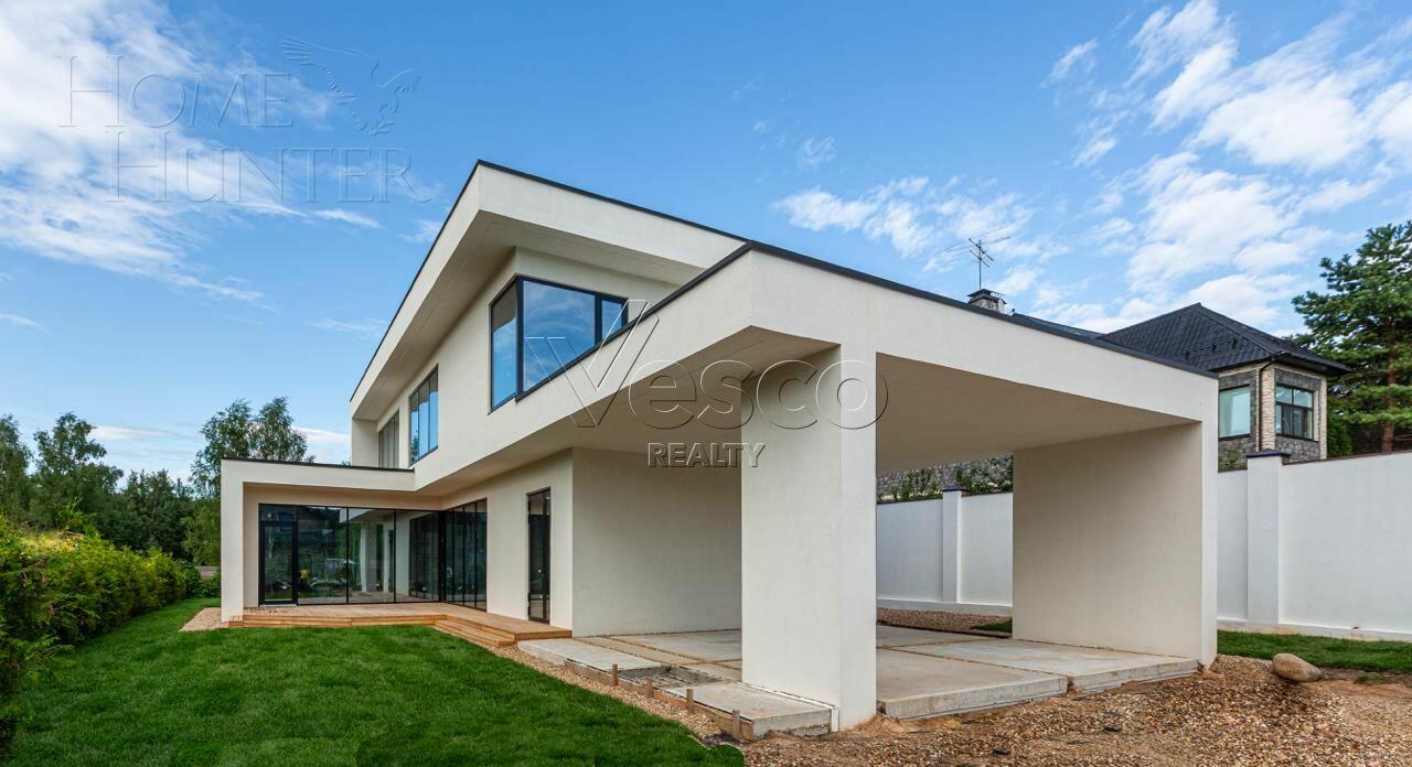 КОТТЕДЖ 326 м² без отделки