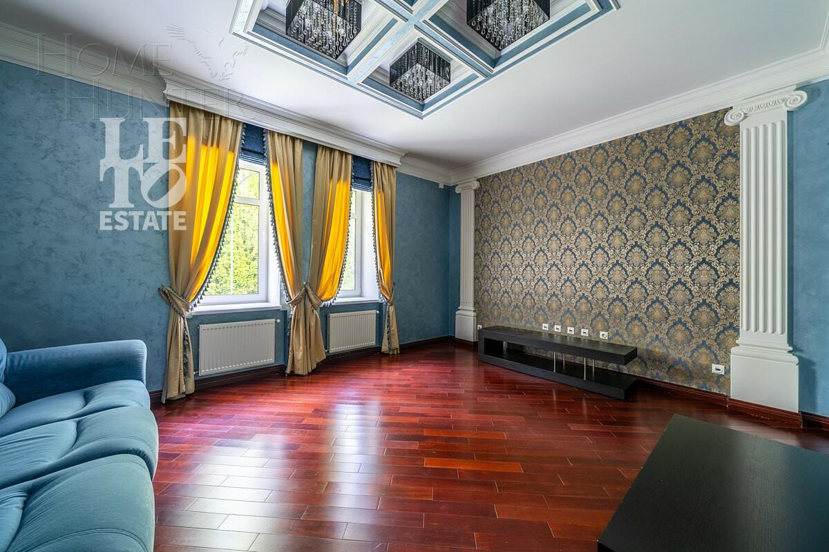 2-этажный коттедж 700 м² с отделкой