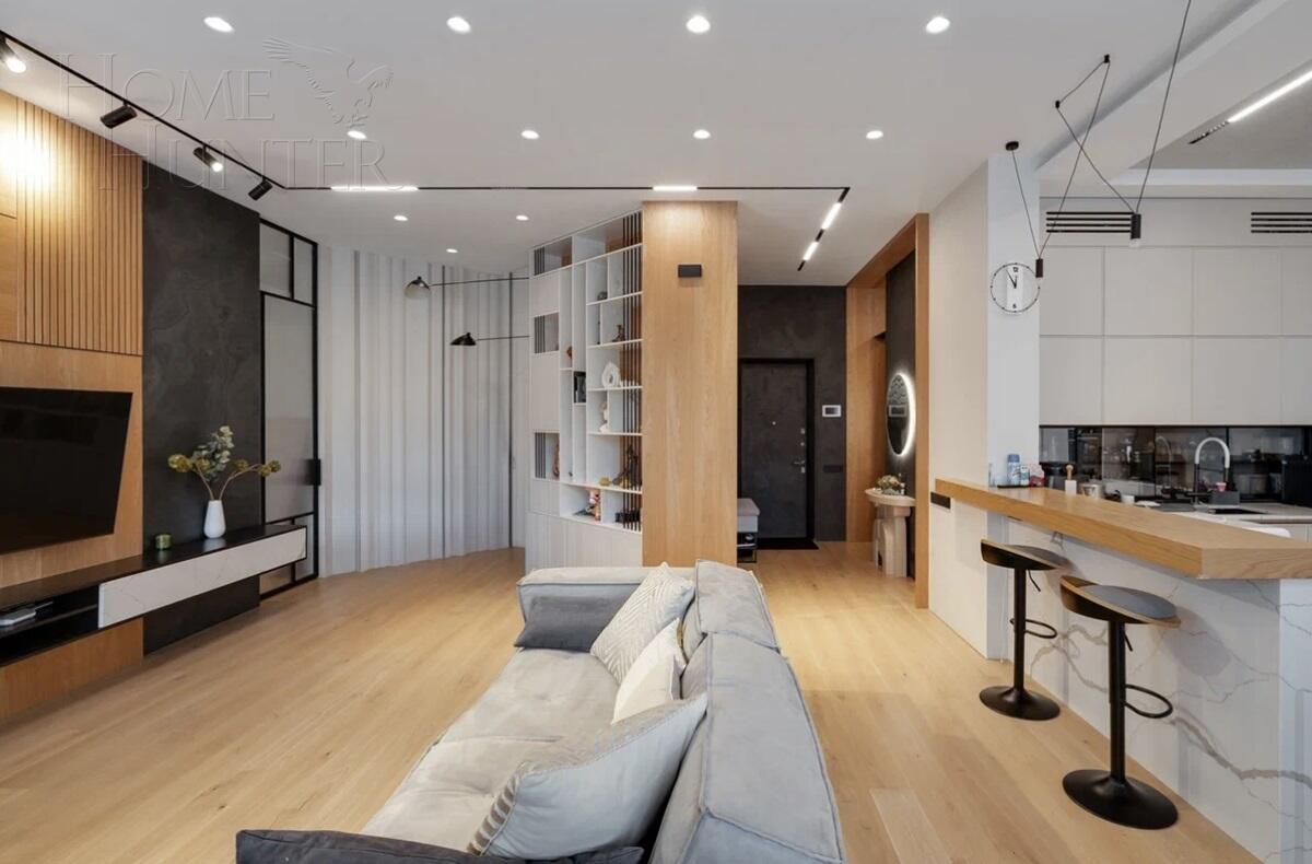 4-КОМН. КВАРТИРА С ОТДЕЛКОЙ 135 М² НА 3 ЭТАЖЕ