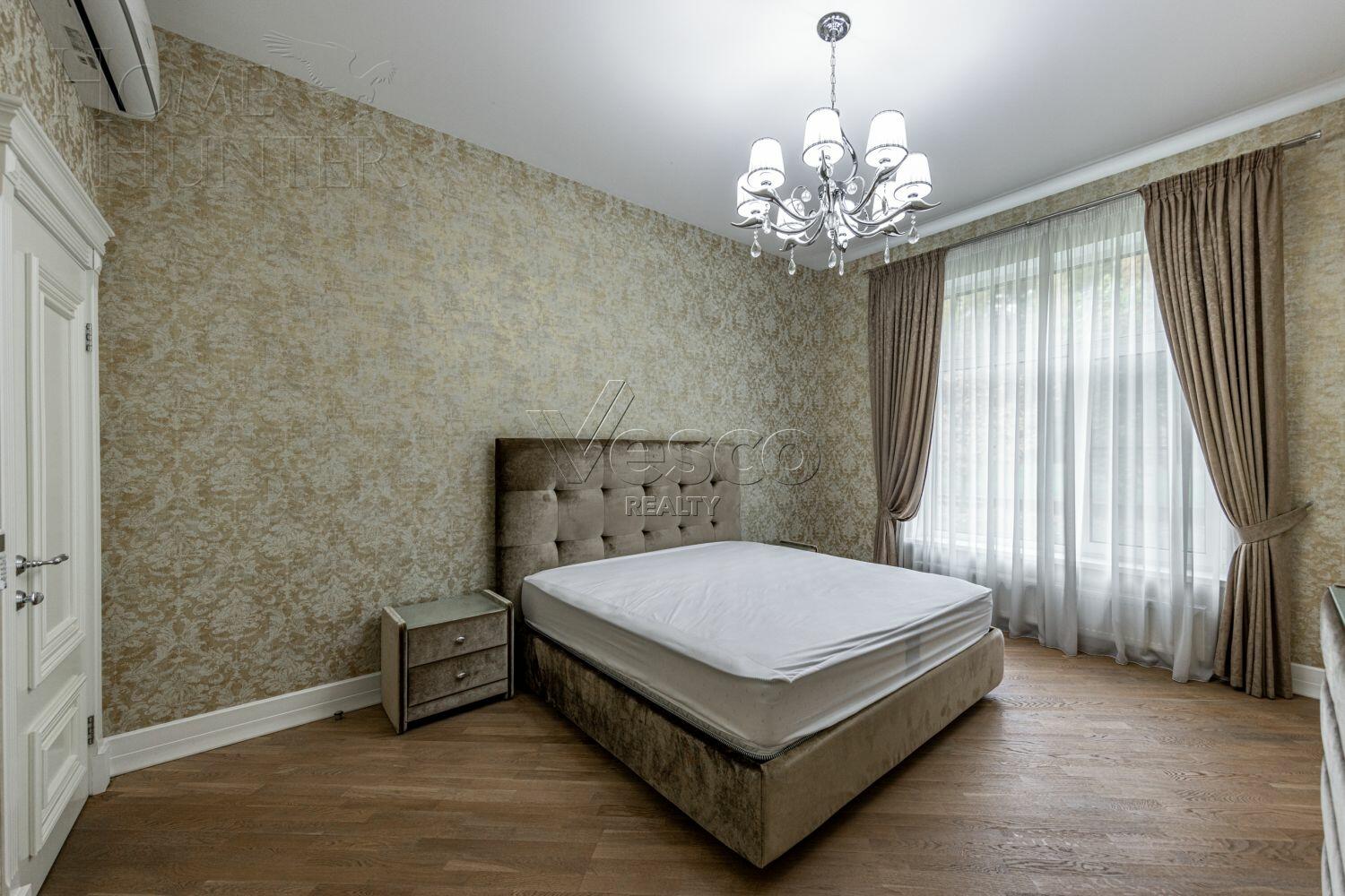 1-этажный коттедж 328 м² с отделкой