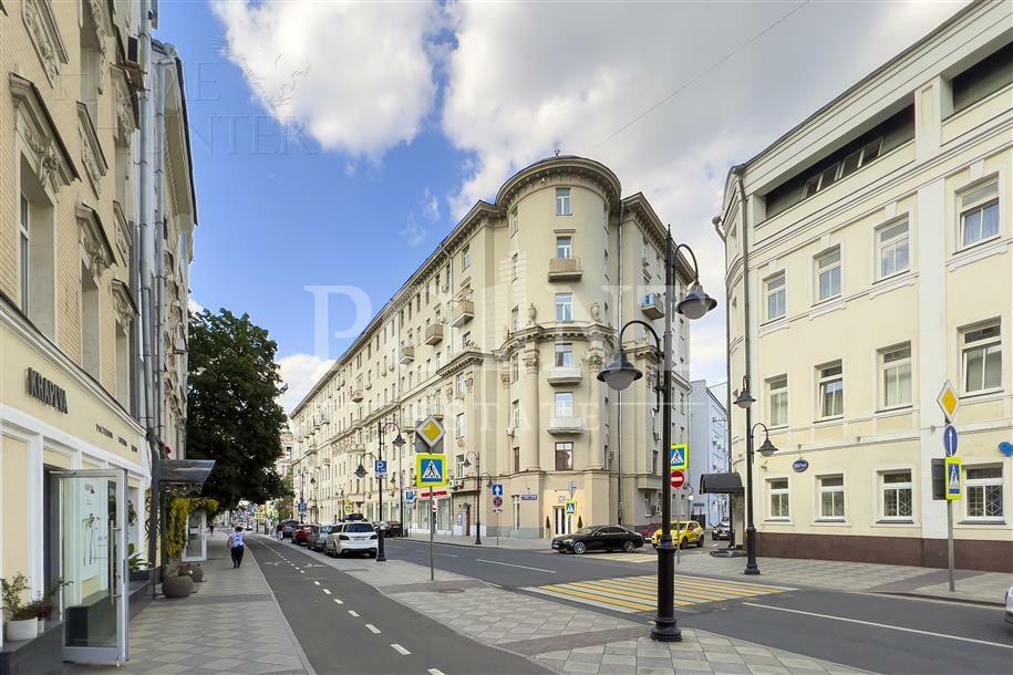 5-КОМН. КВАРТИРА С ОТДЕЛКОЙ 179.2 М² НА 4 ЭТАЖЕ