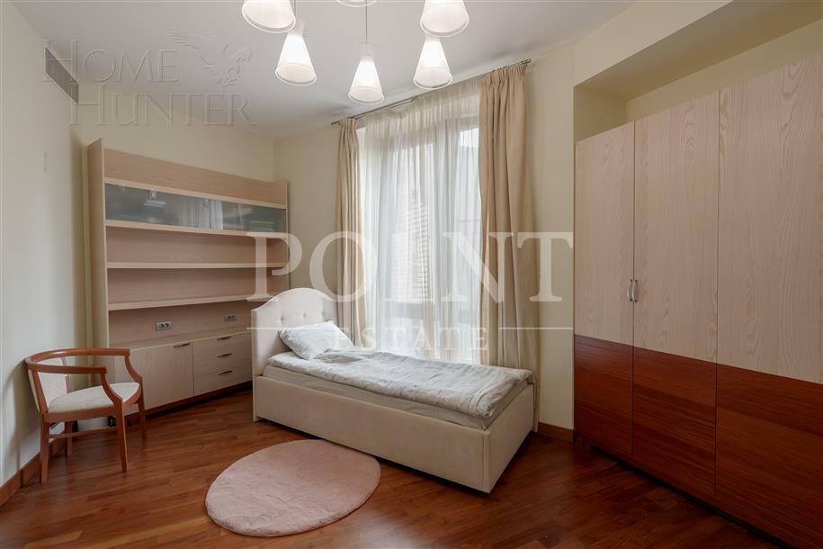 5-КОМН. КВАРТИРА С ОТДЕЛКОЙ 232.5 М² НА 3 ЭТАЖЕ