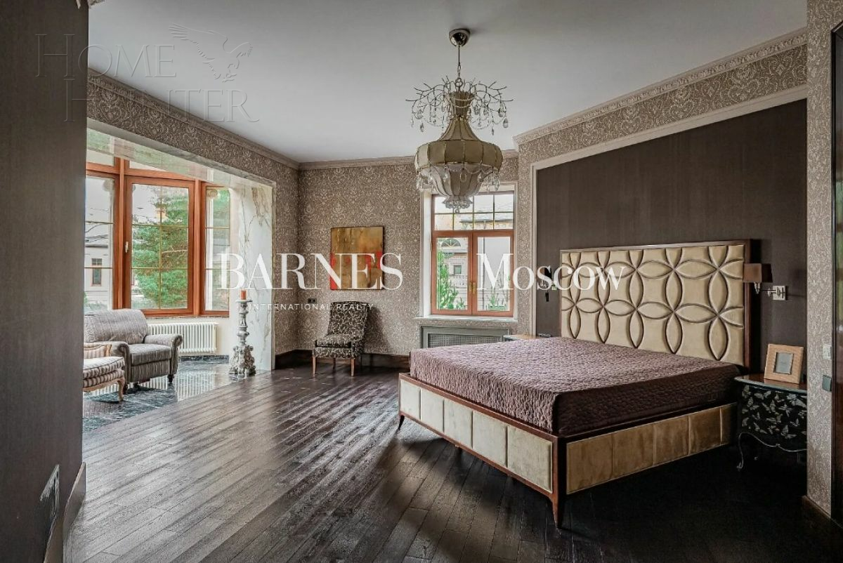 2-этажный коттедж 1 400 м² с отделкой