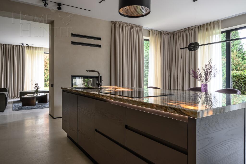 2-этажный коттедж 385 м² с отделкой