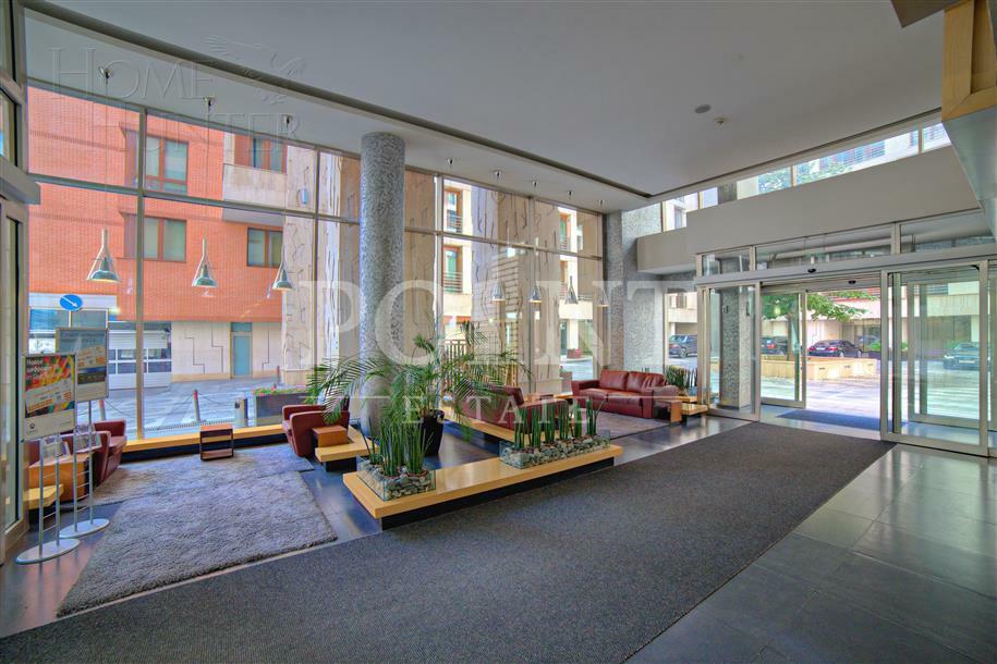 5-КОМН. КВАРТИРА С ОТДЕЛКОЙ 232.5 М² НА 3 ЭТАЖЕ