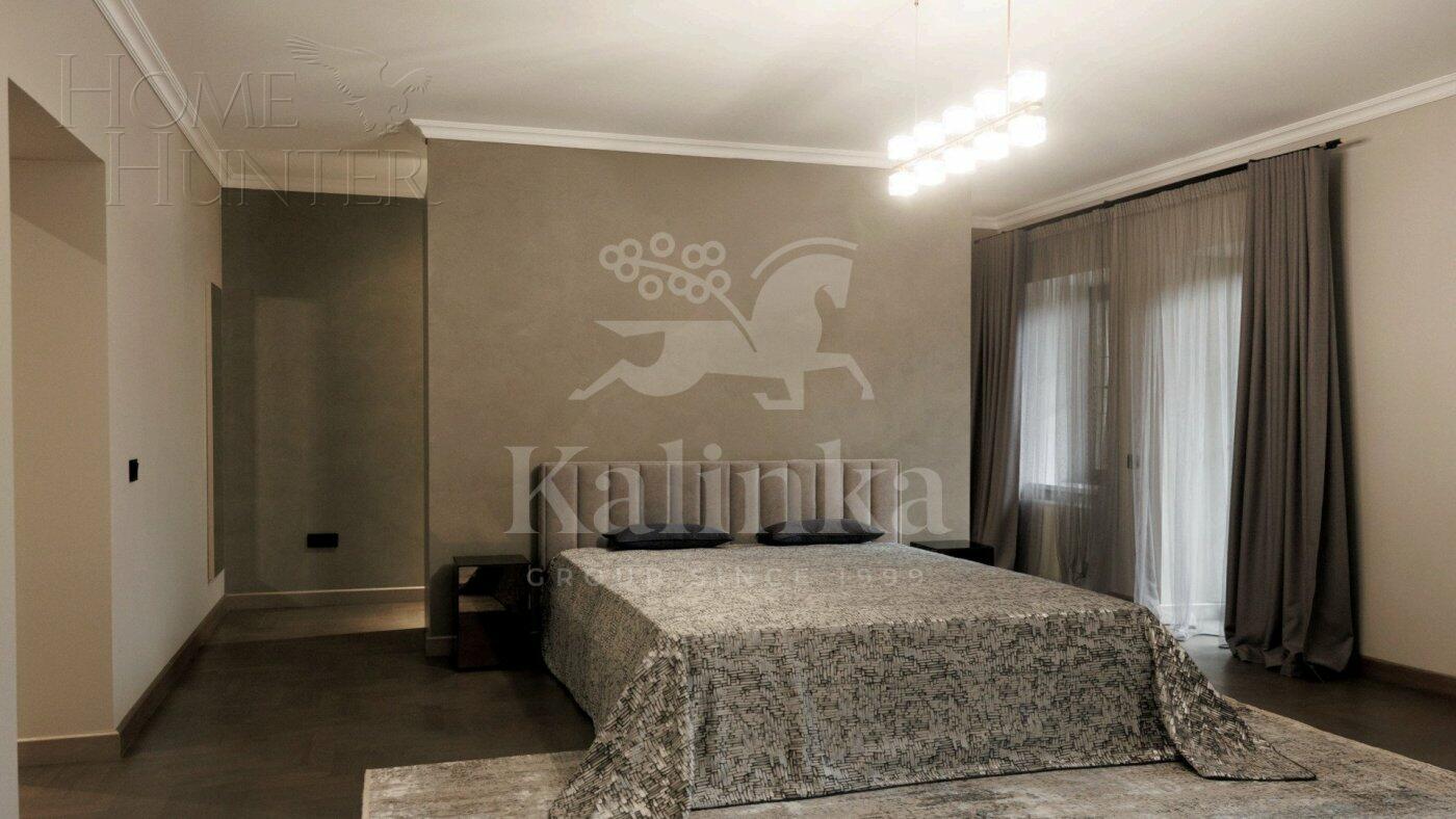 2-этажный коттедж 1 050 м² без отделки