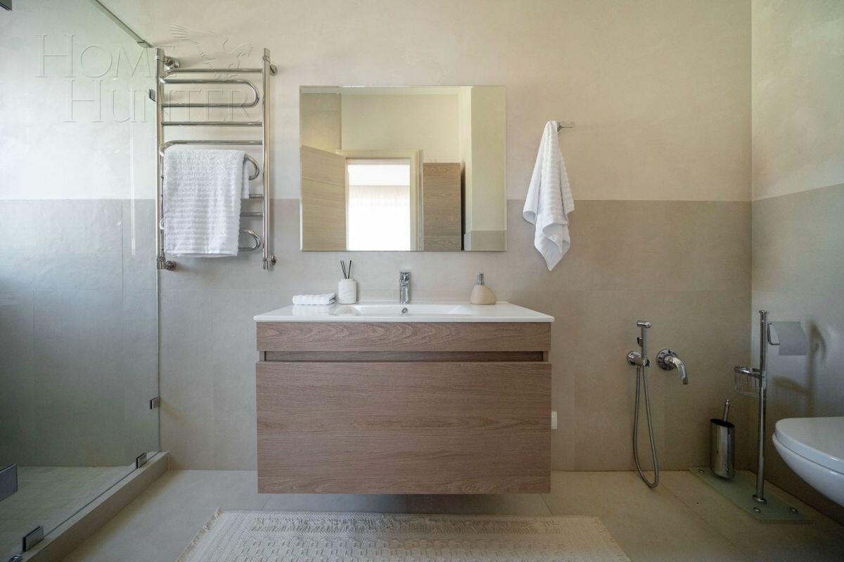 2-этажный коттедж 593 м² с отделкой