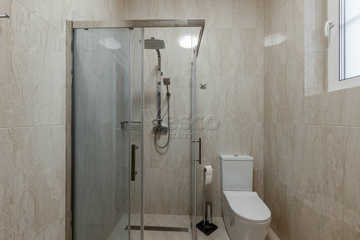 1-этажный коттедж 328 м² с отделкой