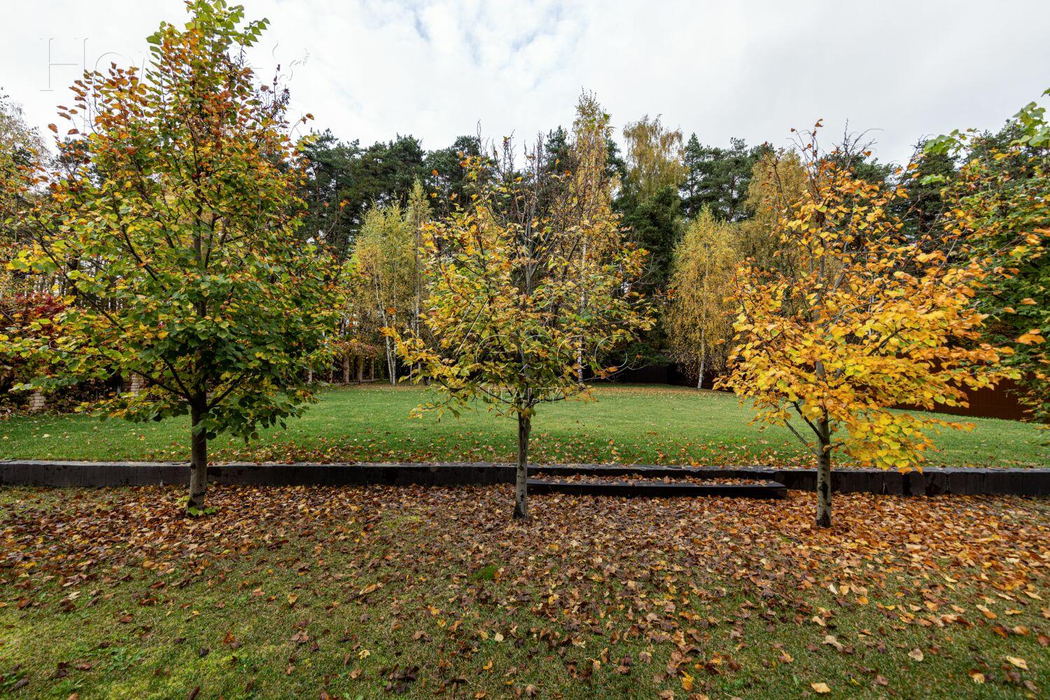 1-этажный коттедж 328 м² с отделкой