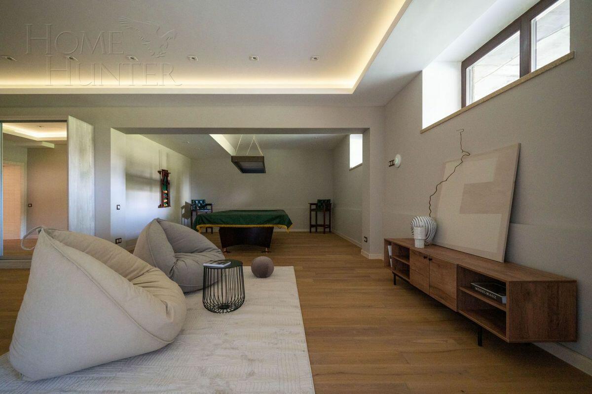 2-этажный коттедж 593 м² с отделкой