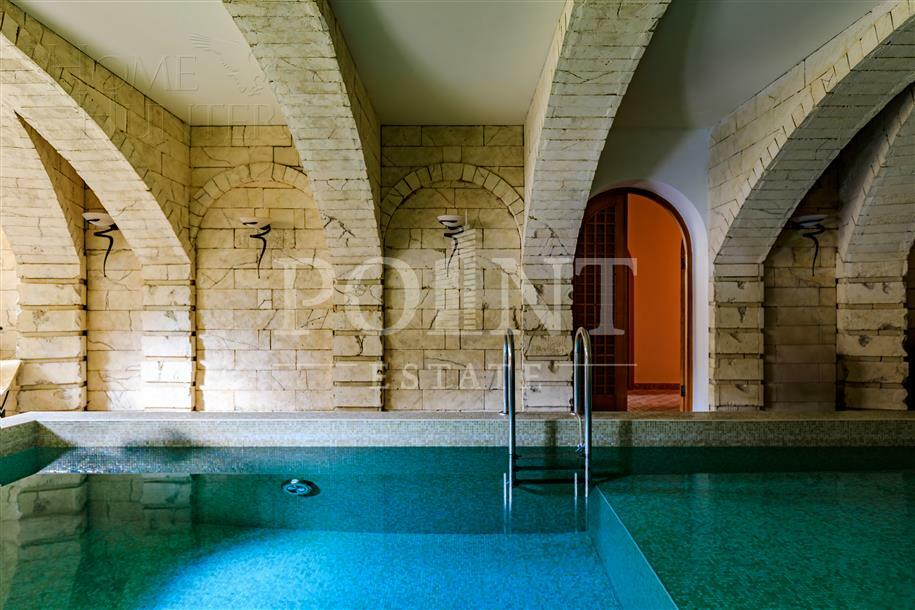 2-этажный коттедж 720 м² с отделкой