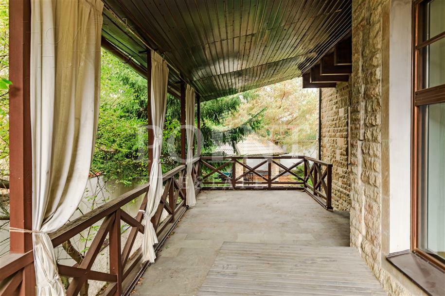 2-этажный коттедж 720 м² с отделкой