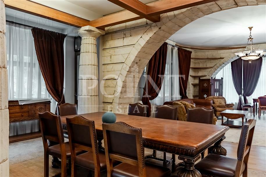 2-этажный коттедж 720 м² с отделкой