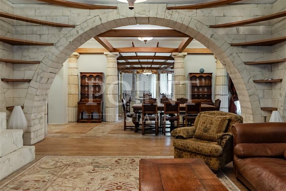 2-этажный коттедж 720 м² с отделкой