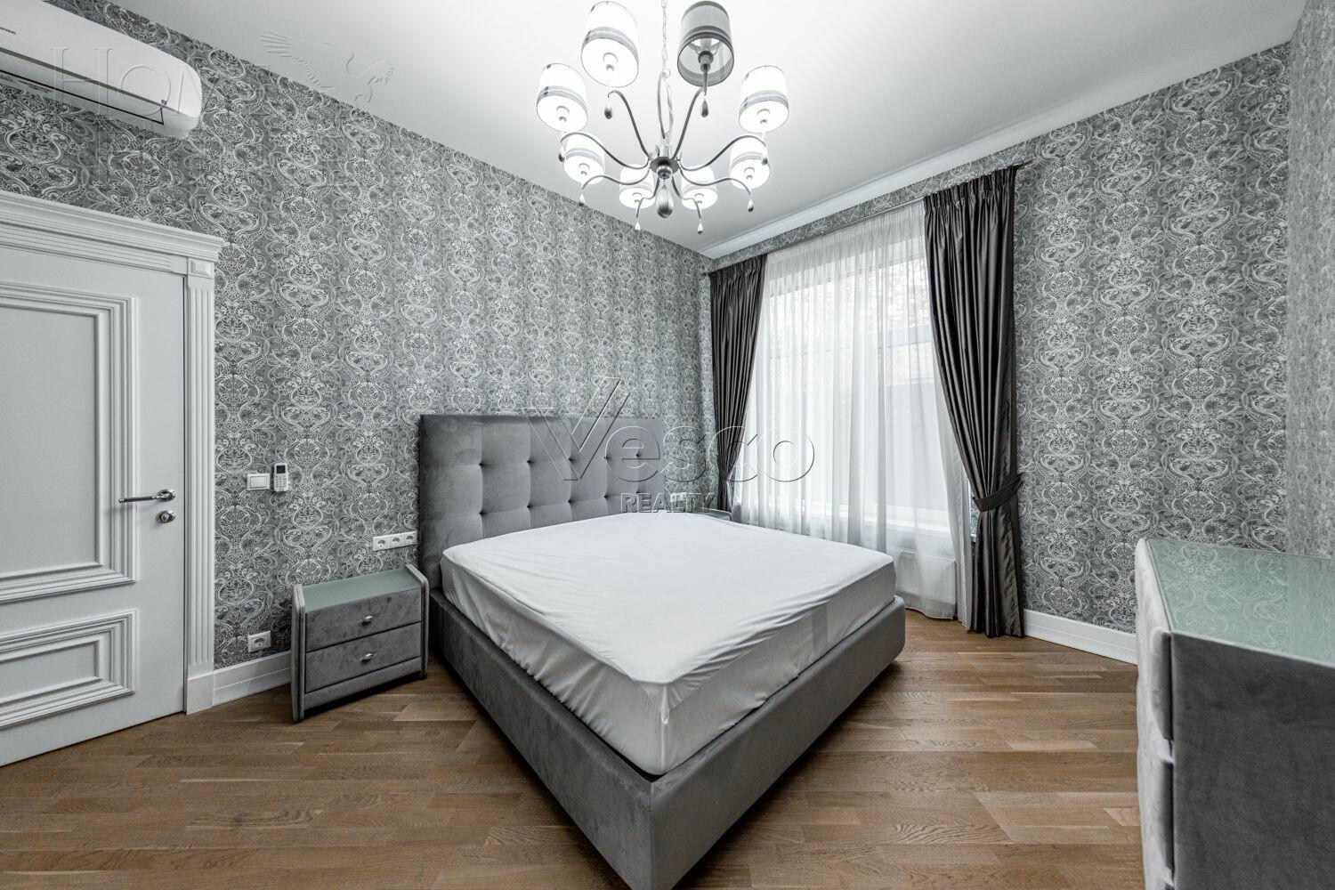 1-этажный коттедж 328 м² с отделкой