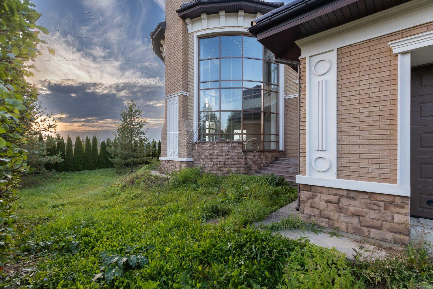 3-этажный коттедж 680 м² без отделки