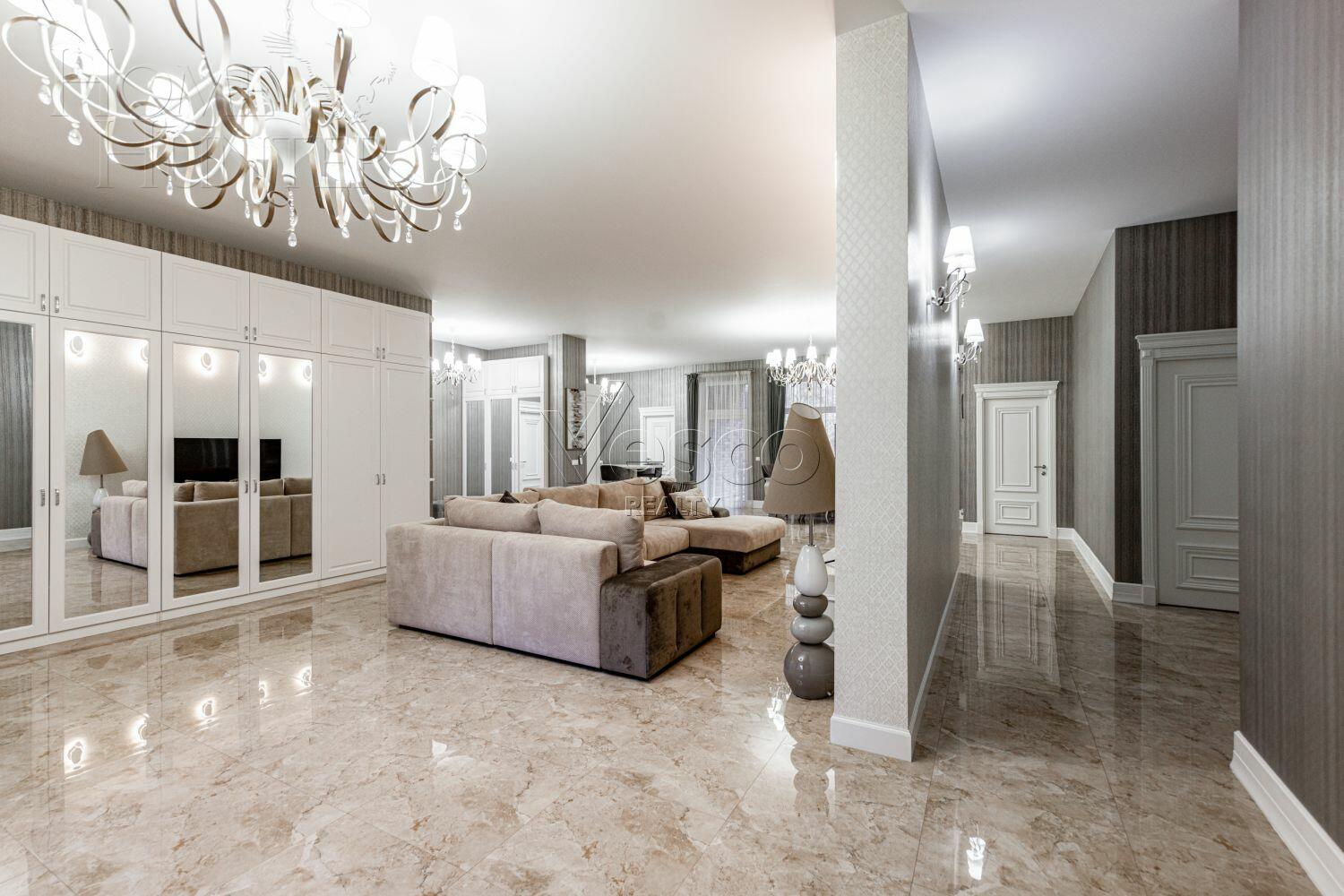 1-этажный коттедж 328 м² с отделкой