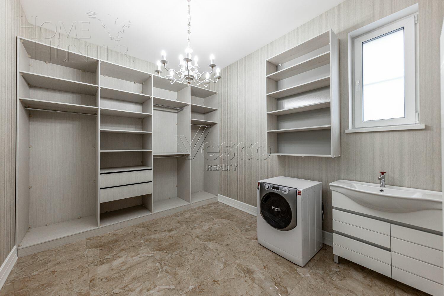 1-этажный коттедж 328 м² с отделкой