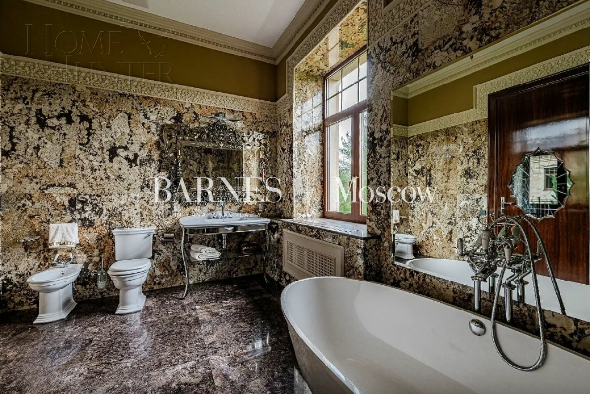 2-этажный коттедж 1 400 м² с отделкой