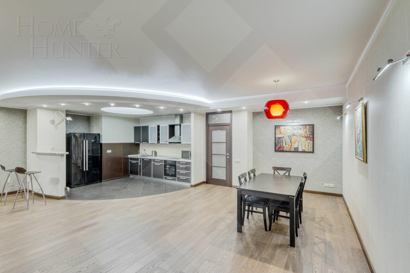 4-КОМН. КВАРТИРА С ОТДЕЛКОЙ 202 М² НА 13 ЭТАЖЕ