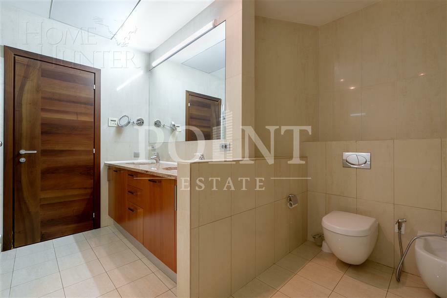 5-КОМН. КВАРТИРА С ОТДЕЛКОЙ 232.5 М² НА 3 ЭТАЖЕ