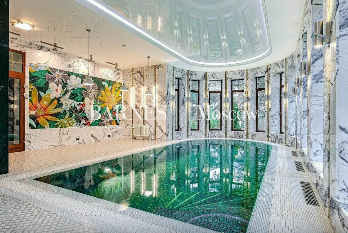 2-этажный коттедж 1 400 м² с отделкой