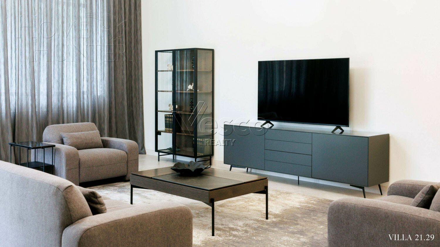 2-этажный коттедж 1 050 м² без отделки