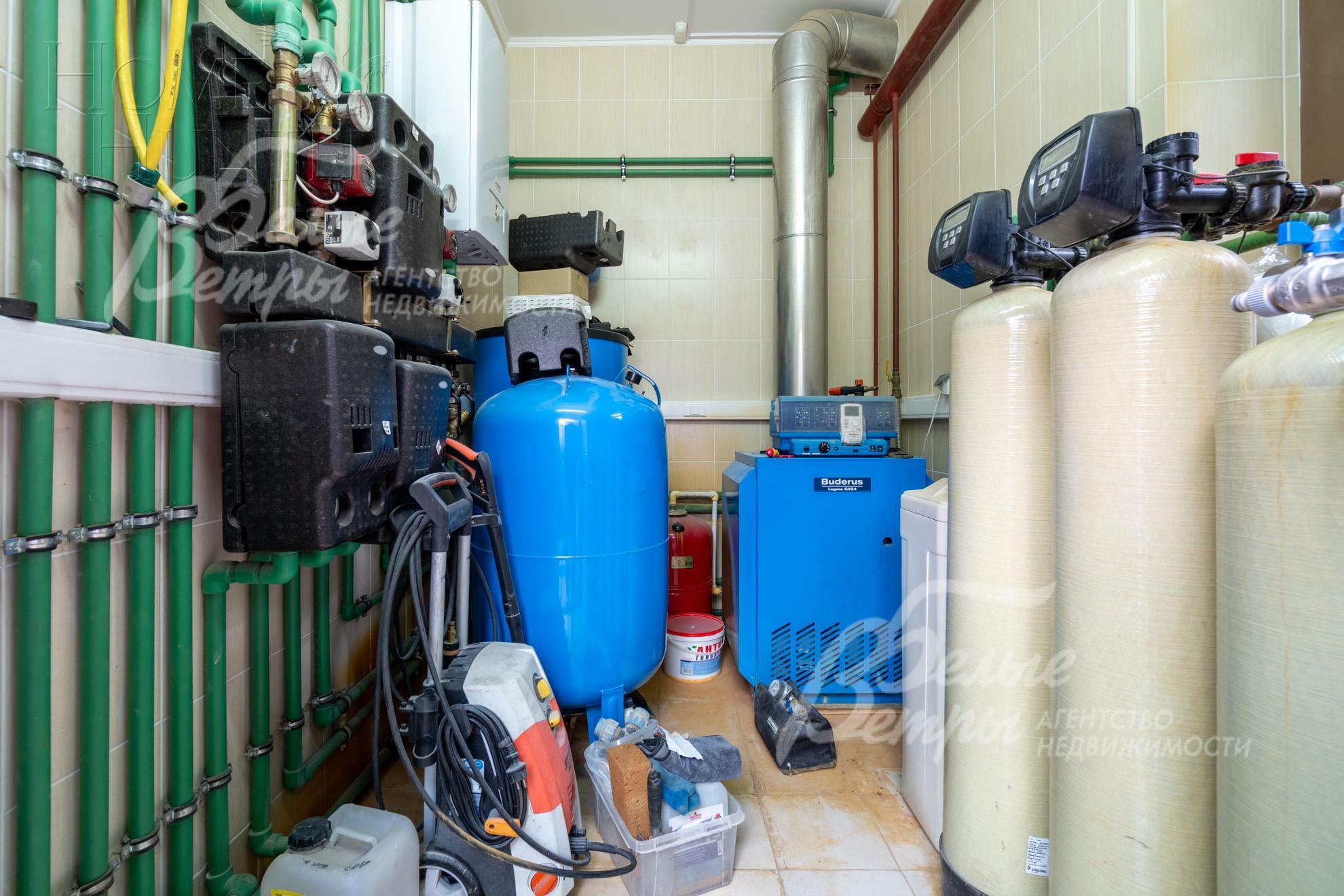 2-этажный коттедж 390 м² с отделкой