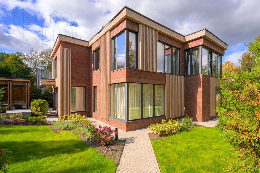 2-этажный коттедж 385 м² с отделкой