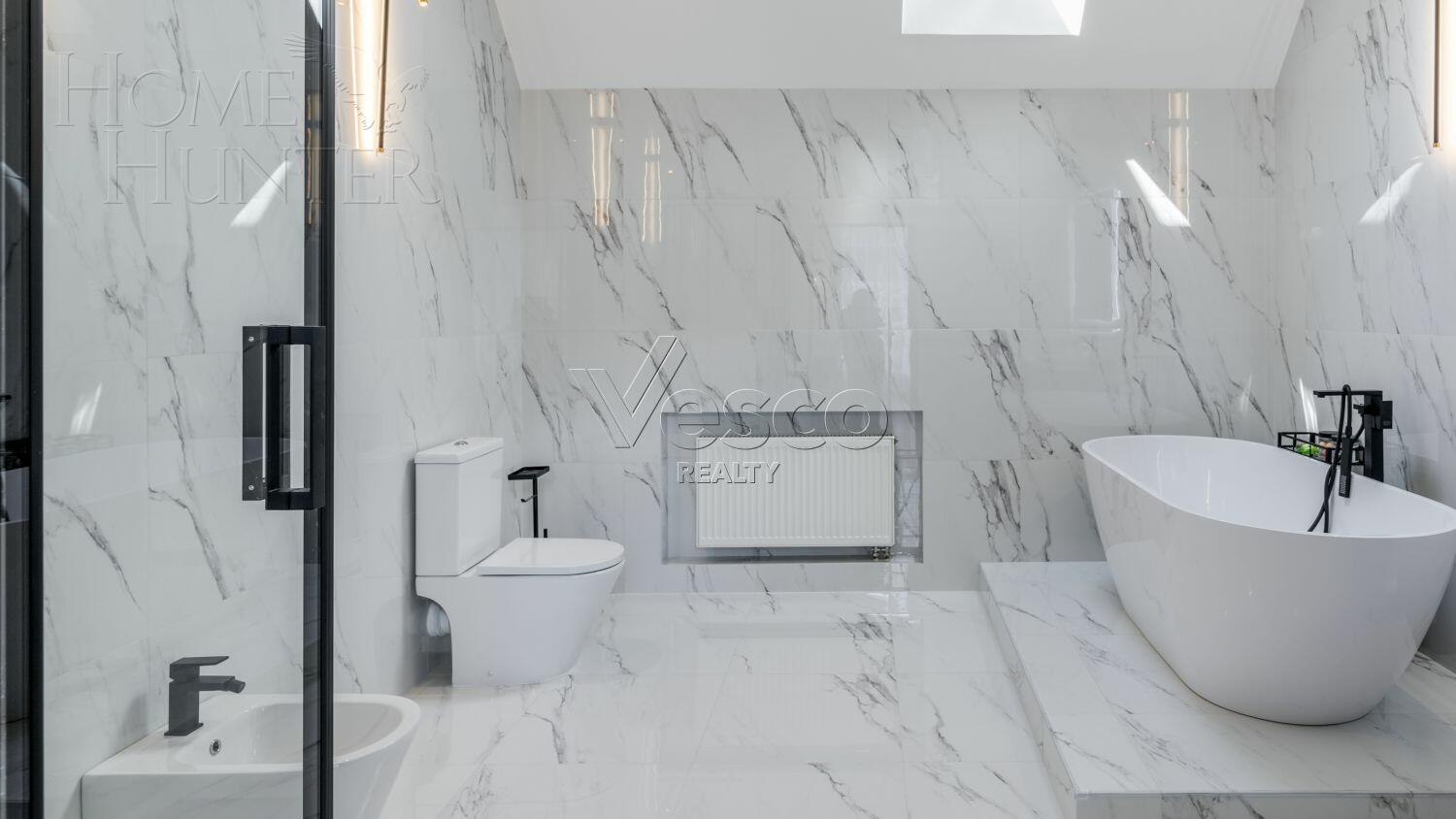 2-этажный коттедж 560 м² с отделкой