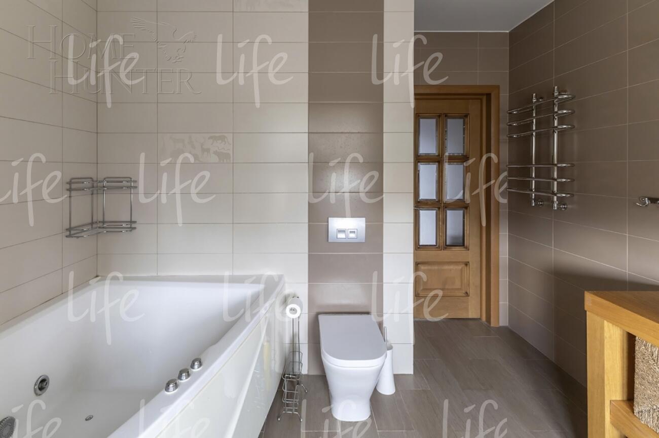 2-этажный коттедж 300 м² с отделкой